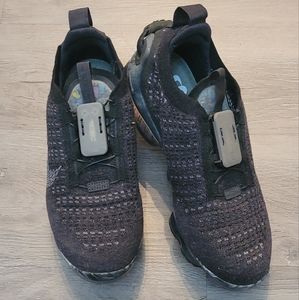LIKE NEW Nike VaporMax Womens Black/Multicolor Shoes
